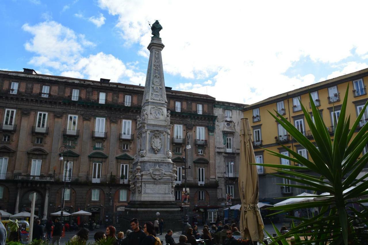 Aragonese Luxury Rooms Napoli Esterno foto