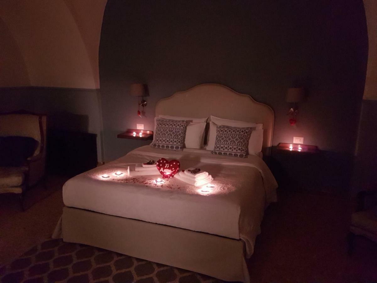 Aragonese Luxury Rooms Napoli Esterno foto
