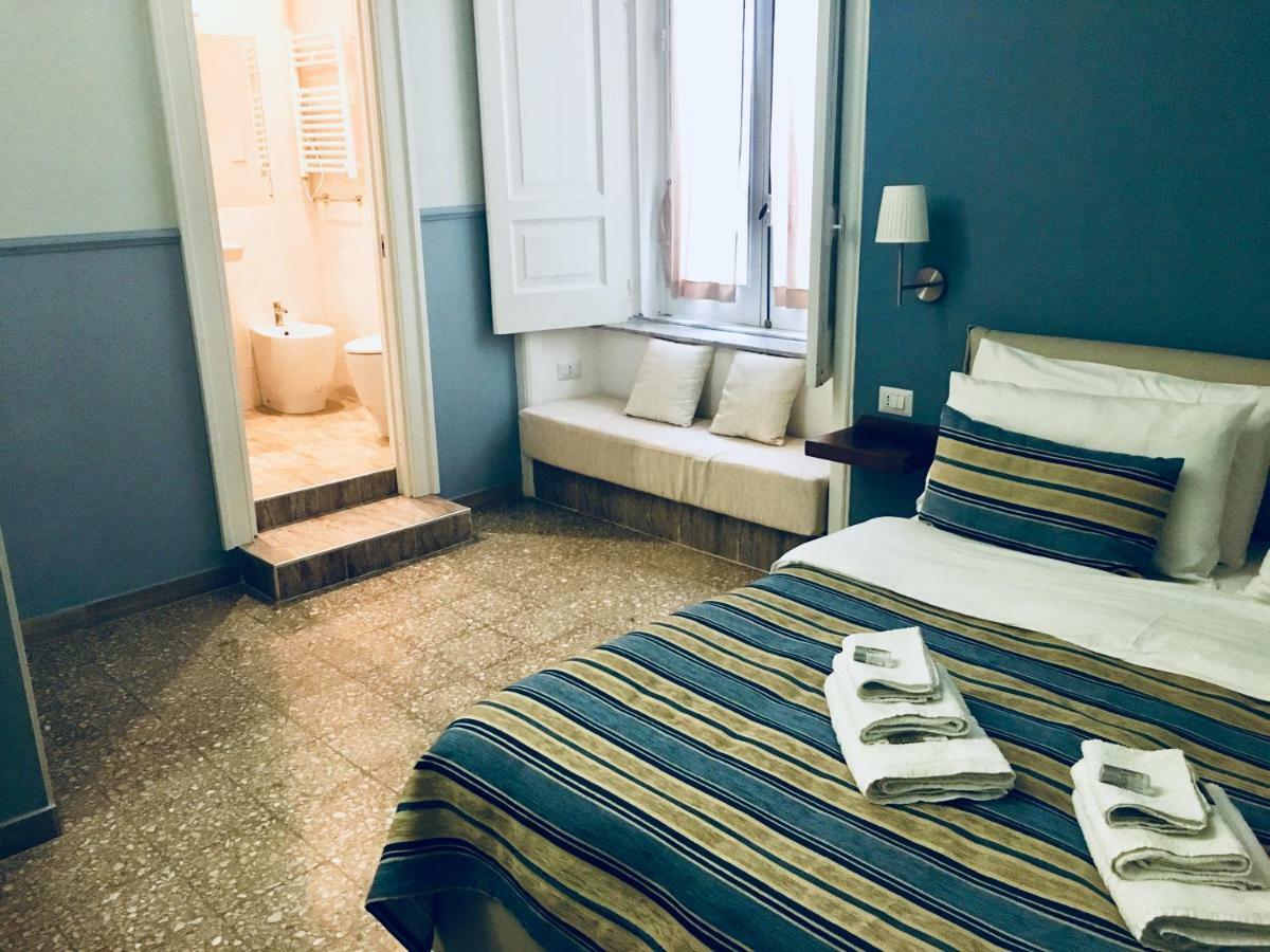 Aragonese Luxury Rooms Napoli Esterno foto