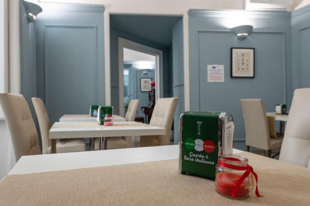 Aragonese Luxury Rooms Napoli Esterno foto